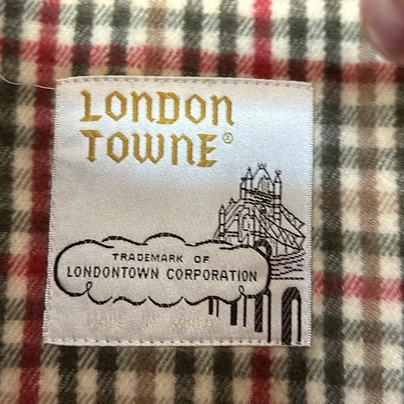 EUC Vintage London Fog Towne Edition Fully Lined Trench Coat Red Size 8 petite - Picture 3 of 16